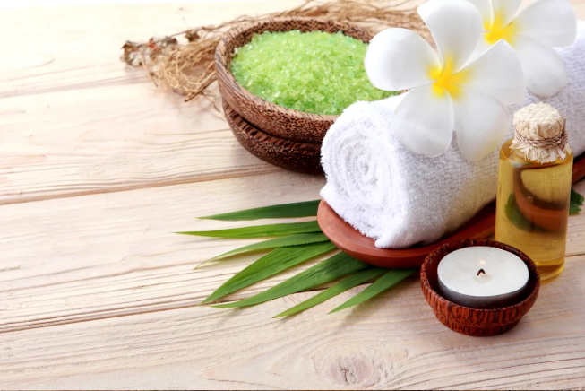 Lavender and Peppermint Oil Foot Scrub